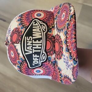 Vans floral trucker hat